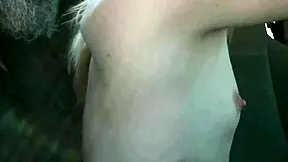 i cant beleive skinny teen willow is gettin tickled agin, its so funy!