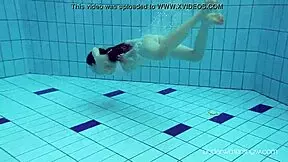 Roxalana's Tight Pussy Swims Underwater!