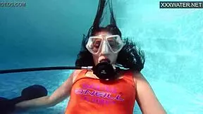 Amelie bruna masturbates underwater in pool