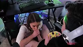 Multitasking Gamer Stepbro Fucks Sis While Playing!