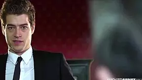 Tara Lynn Foxx deepthroats monster cock in Spider Man parody!