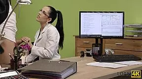 elis says, 'i passed the dirty casting with that strange man'