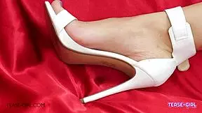 Super hot brunette teen SWALLOWS after ANAL with FATHER IN LAW