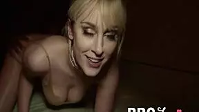 rich sex with a cunning cougar maxim law 😏