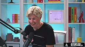 up close - how women orgasm with the exciting lulu chu intense hitachi orgasm full scene