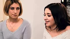 Teen Babe Licks Stepsis Pussy