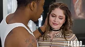 get up close with vanessa vega and isiah maxwell