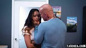 hey, you see poor teen kiarra kai getting dominated by evil stepdad derrick pierce?