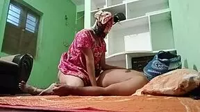 indian aunty sneaks away for steamy sex outside her home