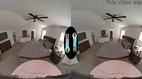 Shower solo in VR room