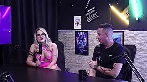 Blonde bombshell takes triple pleasure