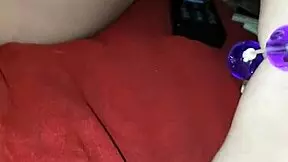 mature man eats girlfriend pussy