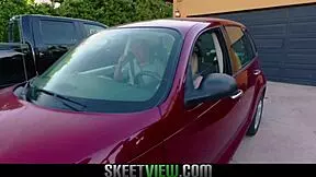 i feel slim teen anal pleasure with butt plug