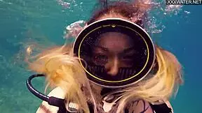 Wow, Kasandra Lufi's Underwater Erotics in Bikini!