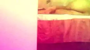 Me masturbei muito com meu golfinho rosa fiz dp com meu pau preto