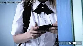 this fetish teen in uniform is so voyeuristic 😏