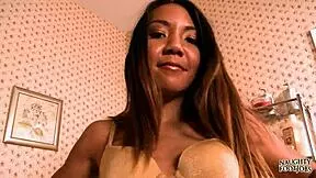 Keeani's slutty little socks are so hot 😍