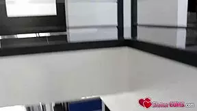 Bored stepsister wants to play sex games 😏