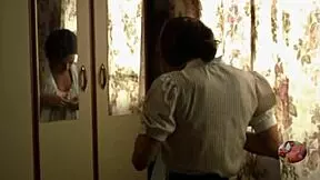 boa menina RIDES BIG BLACK COCK gostoso