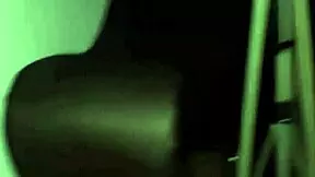 morena tatuada e toda gostosa grava conteudo com o brazuca anal ass licking