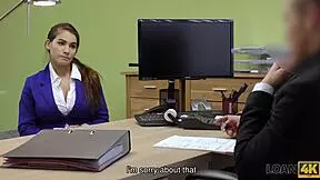 Mischel Lee: Sex for cash to get plastic surgery!