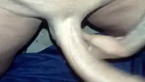 primeira vez levei amigo para vila mimosa comemos duas novinhas 18 anos trocando comendo pouco cada 😍