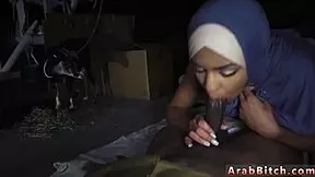 Genç Ajan Kıçını Sikiyor ve Döviyor, 23km Dışındaki Kıç Düşürme Noktasında!