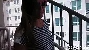 Sexy Kelsi Monroe Gives Blowjob In Pov