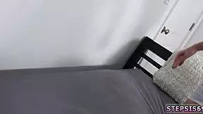 Необработанная тинейджерка на дилдо присоединяется к Джазу в семейном хардкор-конкурсе Playfellow