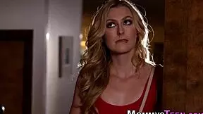 Mature stepmom licks lesbians