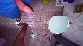im havin a quick creampie wit brazilian teen in bathroom cuckold style