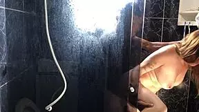 young guy fucks friend's aunt in bathroom, why so sexy?