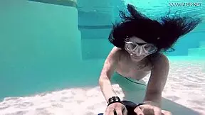 Brita Piskova feels intense pleasure masturbating underwater in the pool