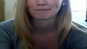 blonde camgirl shows blonde teen 18+ webcam voyeur masturbation