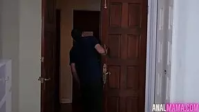 twerk queen cherie deville, the stepmom, took a huge monster cock in her ass