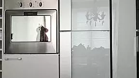 i'm doin a short trainin routine at the gym, my petite brunette body in leggings with narrow ass