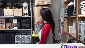 Obedient Chick Turns Doggy Style For Deeper Fucking.