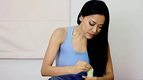 Slip condom in mouth, sexy brunette