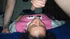 Madura milf le gusta chupar verga y beso negro para el amigo de su hijo con rimjob, face fucking, blowjob, cumshot, and ass fucking.