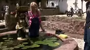 Intense teen 18+ cumshot in hardcore sex