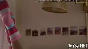 Teen Fur Pie Gets Naughty in a Kinky Solo Game With Fingers