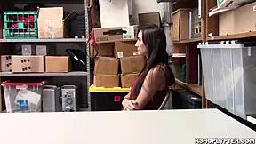 Jade Amber stripped in the office, then gave a deepthroat blowjob to the LP officer's big cock in doggystyle.