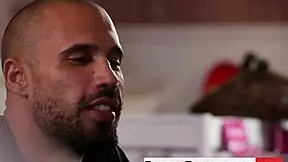 Arab MILF Tests Fit in Threesome