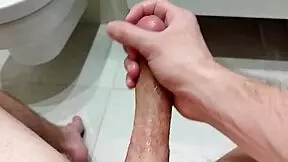 oh wow, just me cumming hard after bathroom play... insane orgasm! 😍