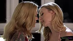 Inked MILF and teen's girlfriend's encounter