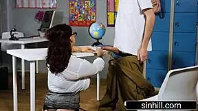 Hey guys, watch this filthy UK teacher seduce a young 18+ immigrant like Harmony Reigns.