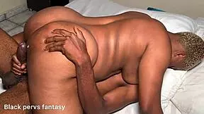 big nyash spread wide open, damn, look at dat ass