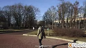 Είδα καυτές μελαχρινές να μετατρέπουν συνέντευξη κάστινγκ σε σκληρό καουμπόι και σκύλο