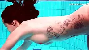 My hot brunette teen body with shaved pussy shines underwater