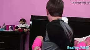 bigass teen gets screwed cowgirl in the bedroom 😍